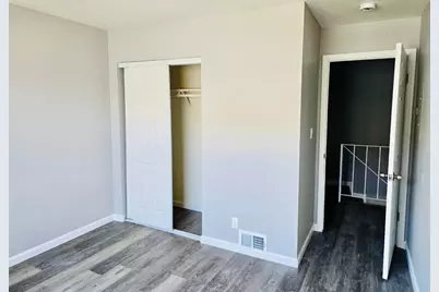 2936 Peachtree Dr 2, Stockton, CA 95203 - Photo 7