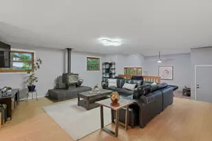 18453 Las Cumbres Rd, Los Gatos, CA 95033 - Photo 17