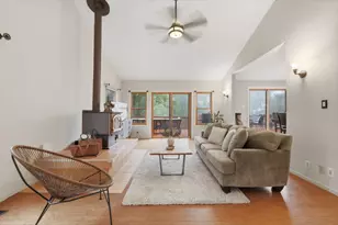 18453 Las Cumbres Rd, Los Gatos, CA 95033 - Photo 11