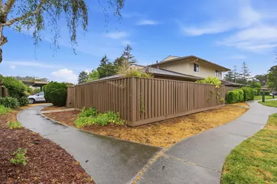152 Castillion Ter, Santa Cruz, CA 95060 - Photo 19