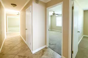 19400 Desiree Ln, Woodbridge, CA 95258 - Photo 15