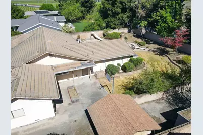 19400 Desiree Ln, Woodbridge, CA 95258 - Photo 7