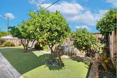 2177 Santa Cruz Ave, Santa Clara, CA 95051 - Photo 31