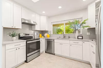 1190 Arlington Ln, San Jose, CA 95129 - Photo 9