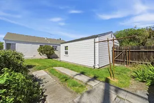 937 McCue Ave, San Carlos, CA 94070 - Photo 13