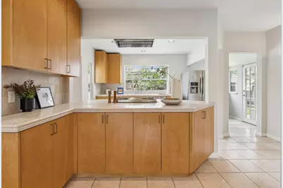 25 Jordan Ave, Los Altos, CA 94022 - Photo 11