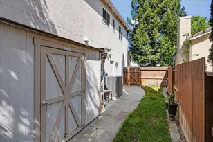 1752 Sierra Brook Ct, Manteca, CA 95337 - Photo 35