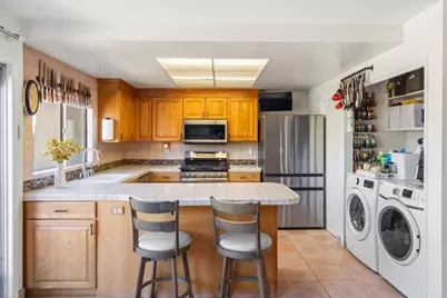 19202 Creekside Ln, Salinas, CA 93908 - Photo 9