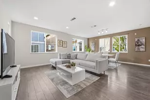 7026 N Mariposa Ln, Dublin, CA 94568 - Photo 3