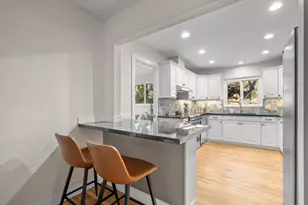 201 Soledad Pl, Monterey, CA 93940 - Photo 11