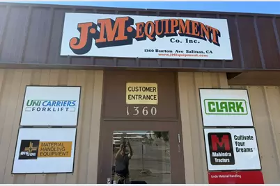 1360 Burton Ave 1360 1366, Salinas, CA 93901 - Photo 7
