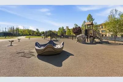 692 Amalfi Loop, Milpitas, CA 95035 - Photo 21