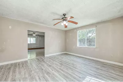 4355 W Shields Ave, Fresno, CA 93722 - Photo 27