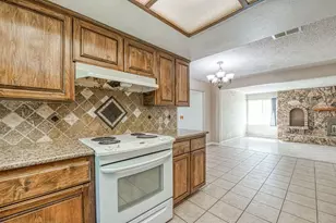 4355 W Shields Ave, Fresno, CA 93722 - Photo 25