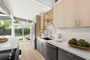 4134 Wilkie Way, Palo Alto, CA 94306 - Photo 13