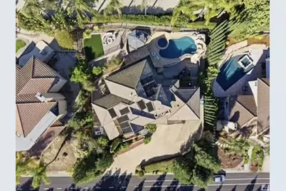 2075 Mantelli Dr, Gilroy, CA 95020 - Photo 71