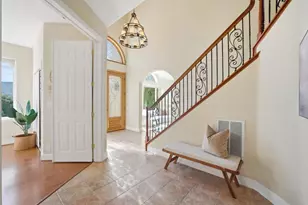 2075 Mantelli Dr, Gilroy, CA 95020 - Photo 23