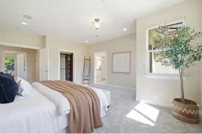 2075 Mantelli Dr, Gilroy, CA 95020 - Photo 33