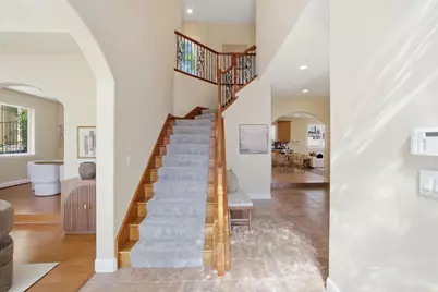 2075 Mantelli Dr, Gilroy, CA 95020 - Photo 31