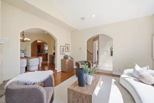 2075 Mantelli Dr, Gilroy, CA 95020 - Photo 5