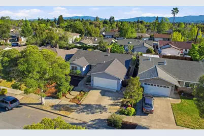 574 Carrick Ct, Sunnyvale, CA 94087 - Photo 39