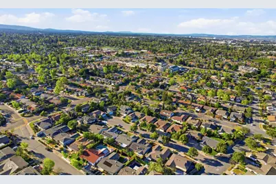 574 Carrick Ct, Sunnyvale, CA 94087 - Photo 51