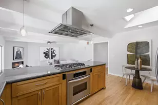 1346 Selo Dr, Sunnyvale, CA 94087 - Photo 21