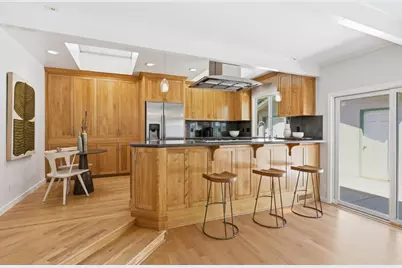 1346 Selo Dr, Sunnyvale, CA 94087 - Photo 15