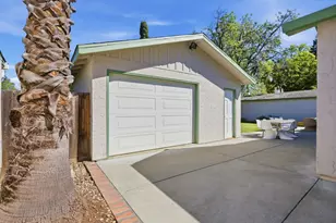 1346 Selo Dr, Sunnyvale, CA 94087 - Photo 47