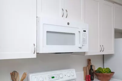 1982 W Bayshore Rd 217, East Palo Alto, CA 94303 - Photo 9