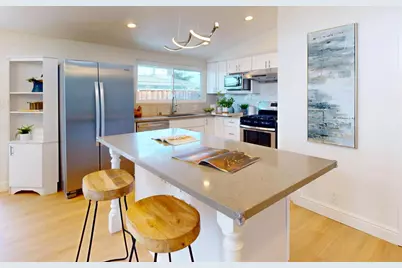 696 Lakehaven Dr, Sunnyvale, CA 94089 - Photo 3