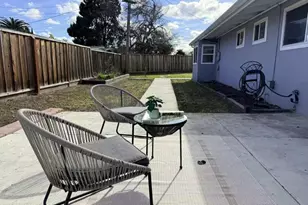 696 Lakehaven Dr, Sunnyvale, CA 94089 - Photo 21