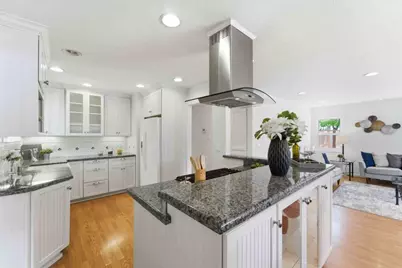 22051 Hibiscus Dr, Cupertino, CA 95014 - Photo 5