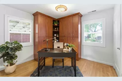 22051 Hibiscus Dr, Cupertino, CA 95014 - Photo 15