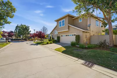 703 Lacewing Ln, Redwood City, CA 94065 - Photo 45