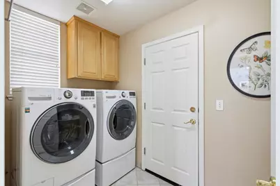 703 Lacewing Ln, Redwood City, CA 94065 - Photo 19