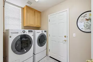 703 Lacewing Ln, Redwood City, CA 94065 - Photo 19