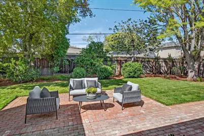 1418 Meadow Ln, Mountain View, CA 94040 - Photo 23