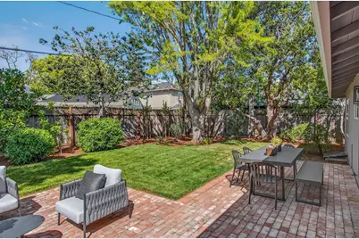1418 Meadow Ln, Mountain View, CA 94040 - Photo 25