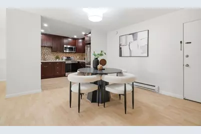 1031 Crestview Dr 305, Mountain View, CA 94040 - Photo 5