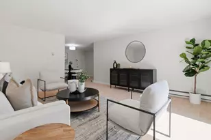 1031 Crestview Dr 305, Mountain View, CA 94040 - Photo 1