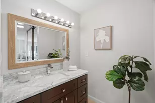 1031 Crestview Dr 305, Mountain View, CA 94040 - Photo 17