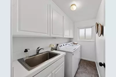 1825 Harris Ave, San Jose, CA 95124 - Photo 27