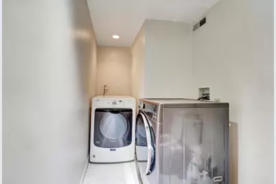 89 Yosemite Ave, Oakland, CA 94611 - Photo 21