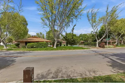 236 E Red Oak Dr B, Sunnyvale, CA 94086 - Photo 39