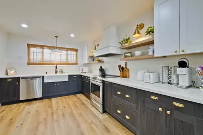732 N Redwood Ave, San Jose, CA 95128 - Photo 11