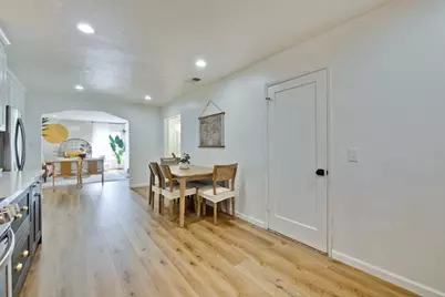 732 N Redwood Ave, San Jose, CA 95128 - Photo 15