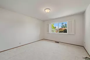 1588 Robsheal Dr, San Jose, CA 95125 - Photo 31