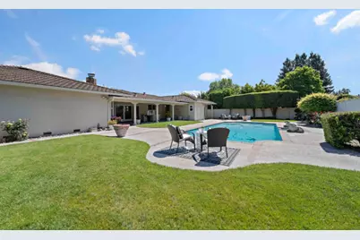 1588 Robsheal Dr, San Jose, CA 95125 - Photo 57