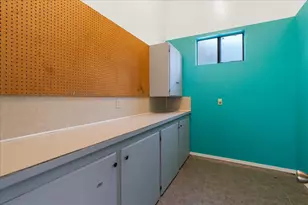 16655 Oak View Cir, Morgan Hill, CA 95037 - Photo 33